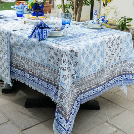 From Table Cloths to Runners: How to Create Dining Room Aesthetics Worth Showing Off