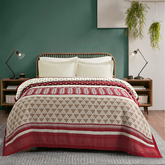 How to decorate your bedroom using bedding sets, cushions, and throws