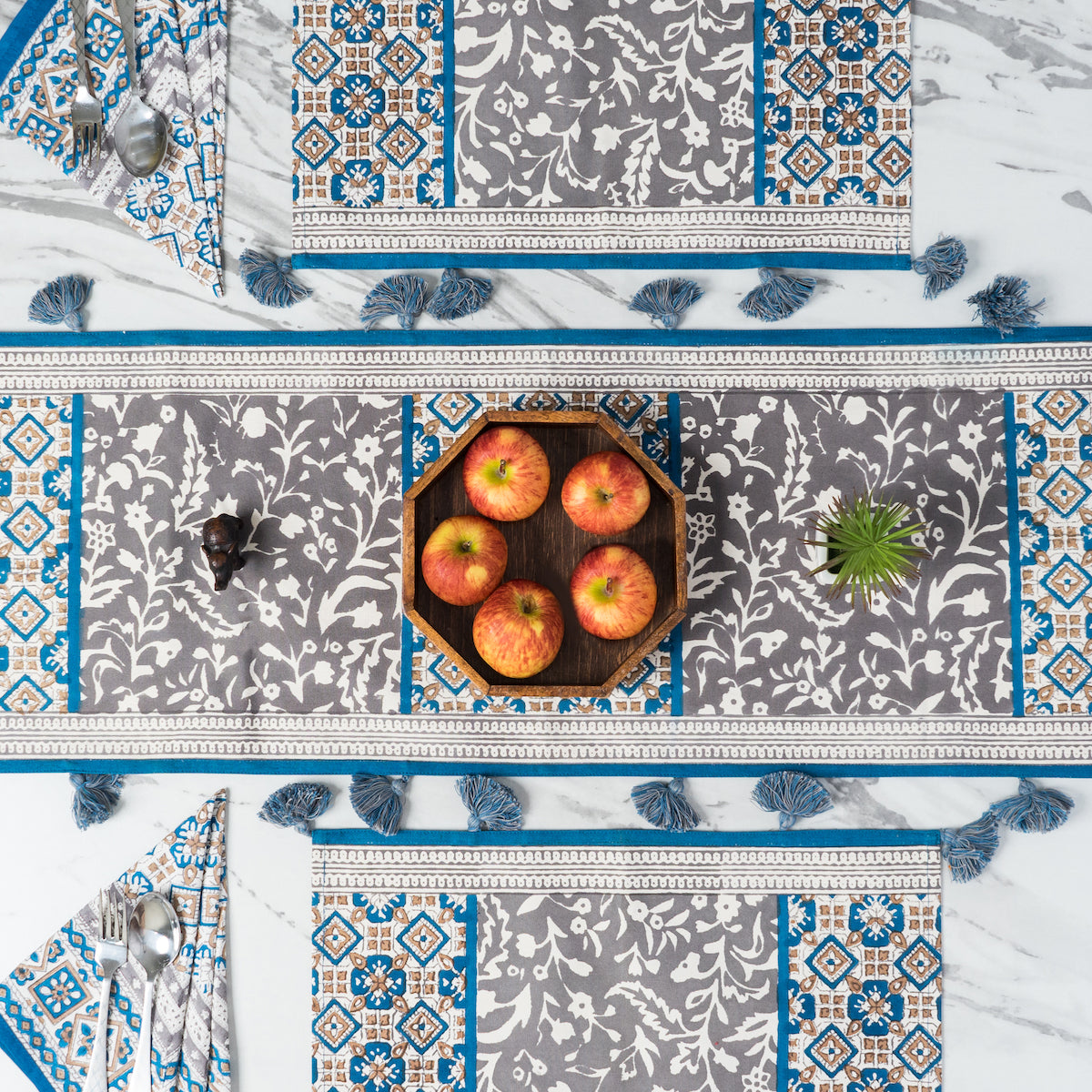 SAROJ - Galleria Gultex