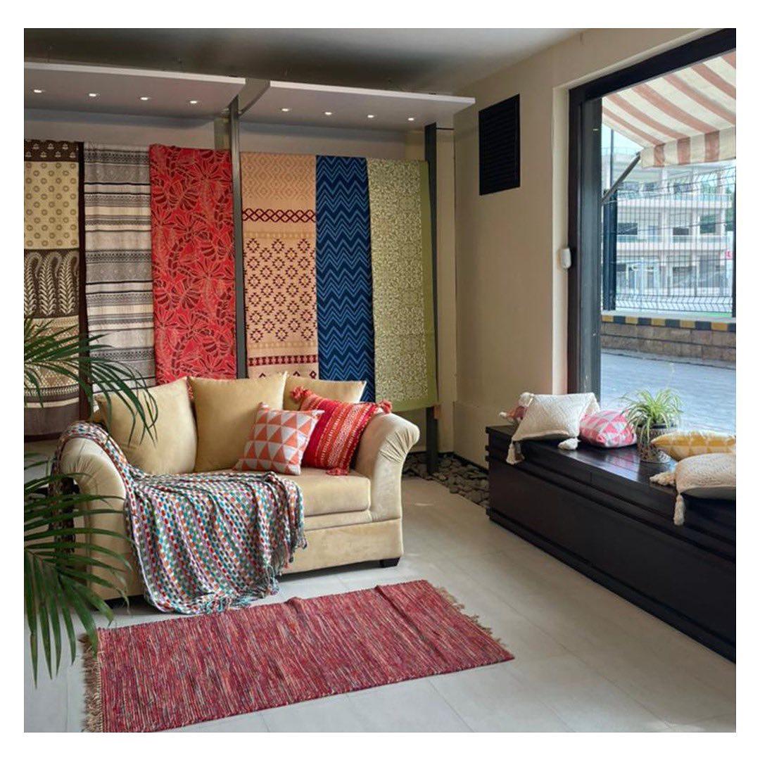 Amp Up Your Living Room with Elegant Rugs from Galleria Gultex