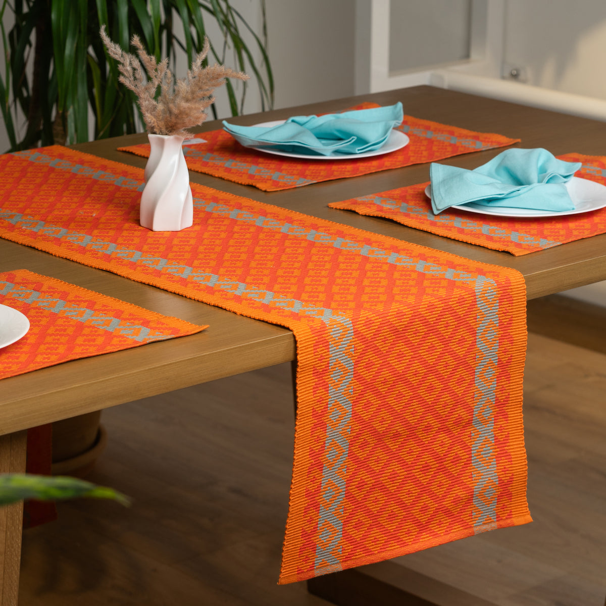 IKAT CLASSIC RUNNER